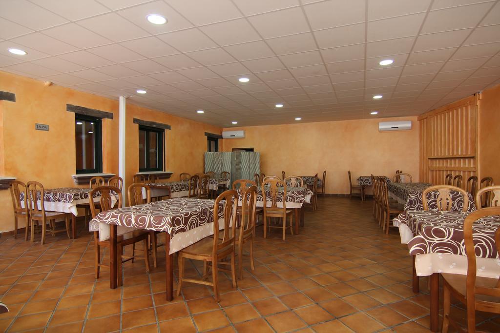 Hotel Rural Hojaranzos Tejeda de Tiétar Exteriör bild